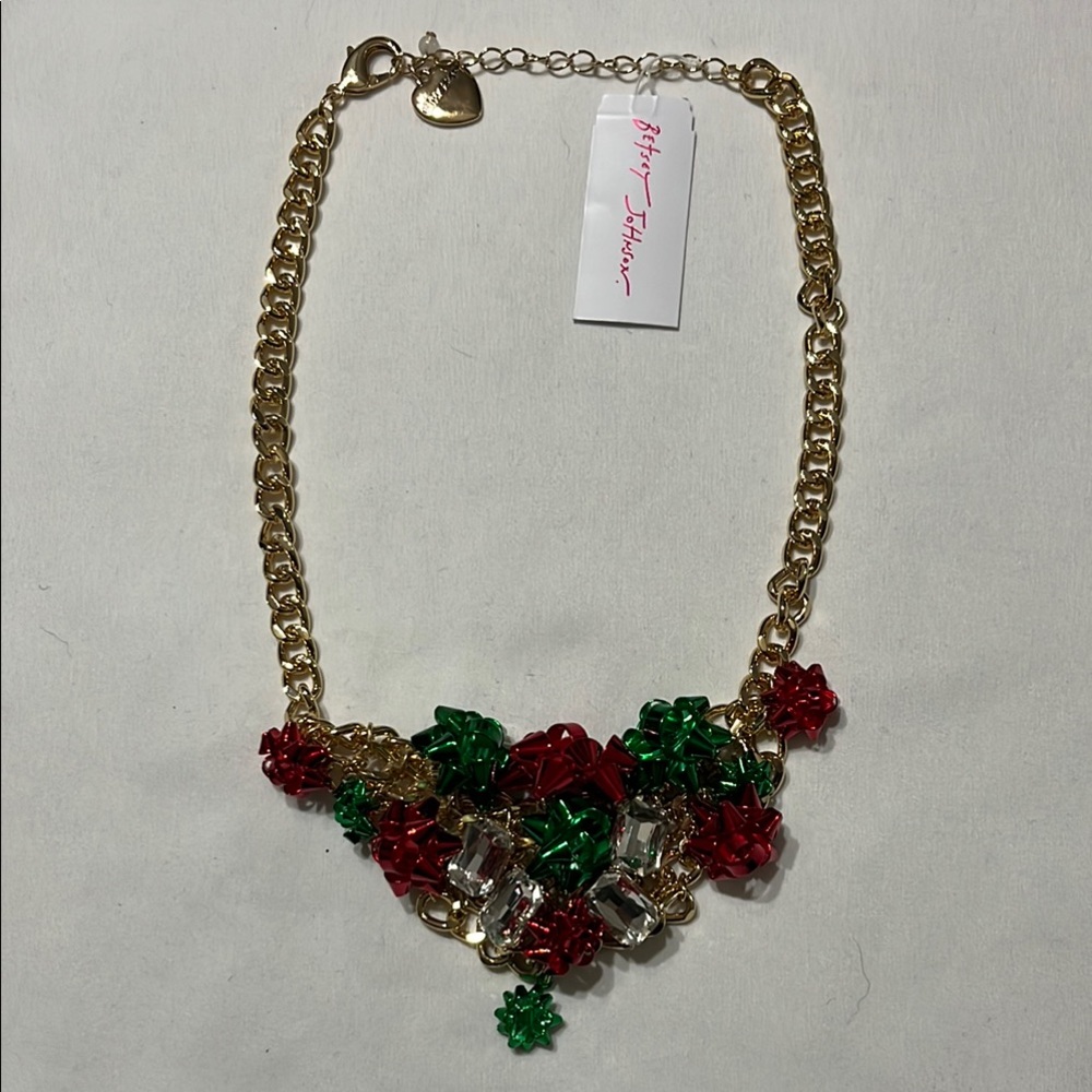 Betsey Johnson Christmas Bow Necklace Red and Green NWT